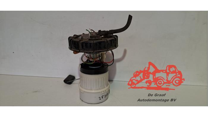 Gebruikte Benzinepomp Volvo V50 (MW) 1.8 16V Prijs € 50,00 Margeregeling aangeboden door de Graaf autodemontage B.V.