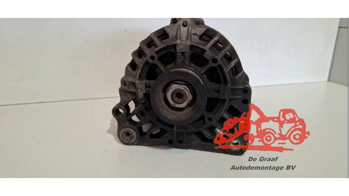 Gebruikte Dynamo Volkswagen Polo IV (9N1/2/3) 1.2 Prijs € 35,00 Margeregeling aangeboden door de Graaf autodemontage B.V.