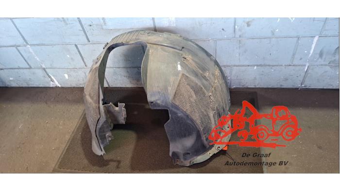 Gebruikte Modderkuip Peugeot RCZ (4J) 1.6 16V THP Prijs € 250,00 Margeregeling aangeboden door de Graaf autodemontage B.V.