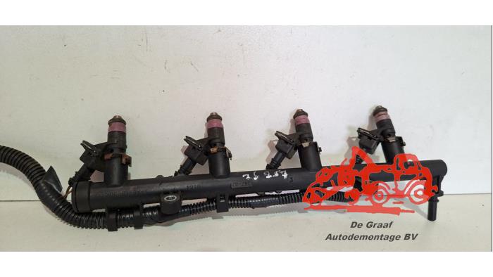 Gebruikte Galerij (Injectie) Renault Clio III (BR/CR) 1.6 16V Prijs € 50,00 Margeregeling aangeboden door de Graaf autodemontage B.V.