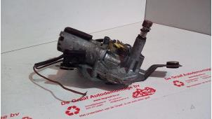 Gebruikte Motor Ruitenwisser achter Ford Escort 6 (ANL) 1.8 TD Prijs € 25,00 Margeregeling aangeboden door de Graaf autodemontage B.V.