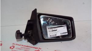 Gebruikte Buitenspiegel rechts Volvo 340/343/345 340 1.4 L,GL,DL,Winner Prijs € 30,00 Margeregeling aangeboden door de Graaf autodemontage B.V.