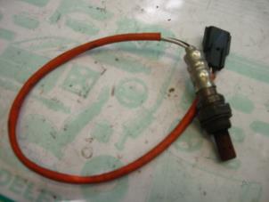 Gebruikte Lambda Sonde Renault Twingo II (CN) 1.2 16V Prijs op aanvraag aangeboden door de Graaf autodemontage B.V.