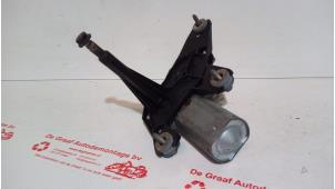 Gebruikte Motor Ruitenwisser achter Renault Laguna II Grandtour (KG) 2.0 16V Prijs € 35,00 Margeregeling aangeboden door de Graaf autodemontage B.V.