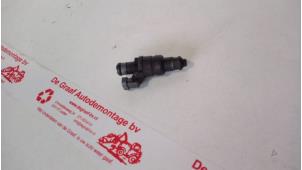 Gebruikte Injector (benzine injectie) Opel Astra G (F07) 2.2 16V Prijs € 25,00 Margeregeling aangeboden door de Graaf autodemontage B.V.