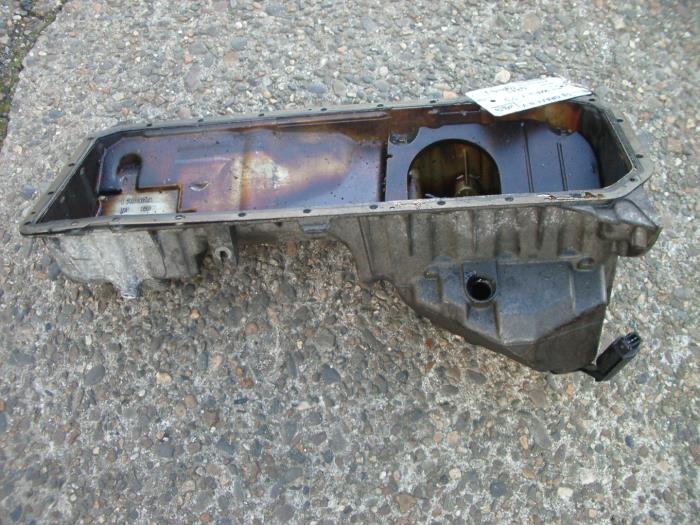 Gebruikte Carterpan BMW 5 serie (E39) 523i 24V Prijs op aanvraag aangeboden door de Graaf autodemontage B.V.