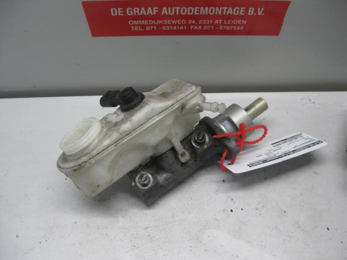 Gebruikte Hoofdremcilinder Volkswagen Lupo (6X1) 1.4 60 Prijs op aanvraag aangeboden door de Graaf autodemontage B.V.