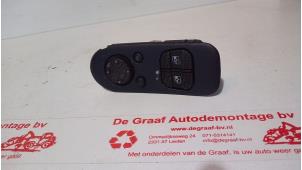 Gebruikte Combischakelaar ramen Ford Galaxy Prijs € 35,00 Margeregeling aangeboden door de Graaf autodemontage B.V.