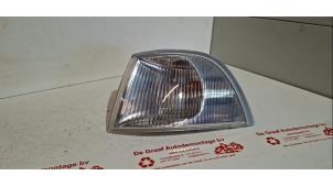 Gebruikte Knipperlicht links Volvo V40 (VW) 1.9 TD Prijs € 10,00 Margeregeling aangeboden door de Graaf autodemontage B.V.