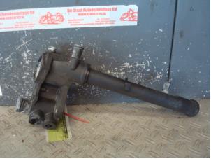 Gebruikte Thermostaathuis Volkswagen Polo IV (9N1/2/3) 1.4 16V Prijs op aanvraag aangeboden door de Graaf autodemontage B.V.