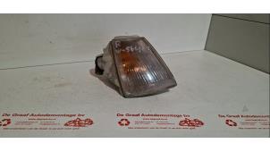 Gebruikte Pinker rechts Renault Clio (B/C57/357/557/577) 1.2i RL,RN Kat. Prijs € 10,00 Margeregeling aangeboden door de Graaf autodemontage B.V.