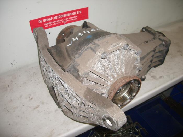 Gebruikte Differentieel achter Audi A4 Quattro (B6) 1.8 T 20V Prijs op aanvraag aangeboden door de Graaf autodemontage B.V.