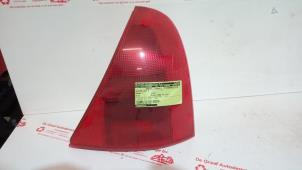 Gebruikte Achterlicht rechts Renault Clio II (BB/CB) 1.6 RN, RT Prijs € 20,00 Margeregeling aangeboden door de Graaf autodemontage B.V.