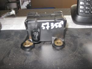 Gebruikte Stuurhoek sensor Opel Astra H SW (L35) 1.6 16V Twinport Prijs € 20,00 Margeregeling aangeboden door de Graaf autodemontage B.V.