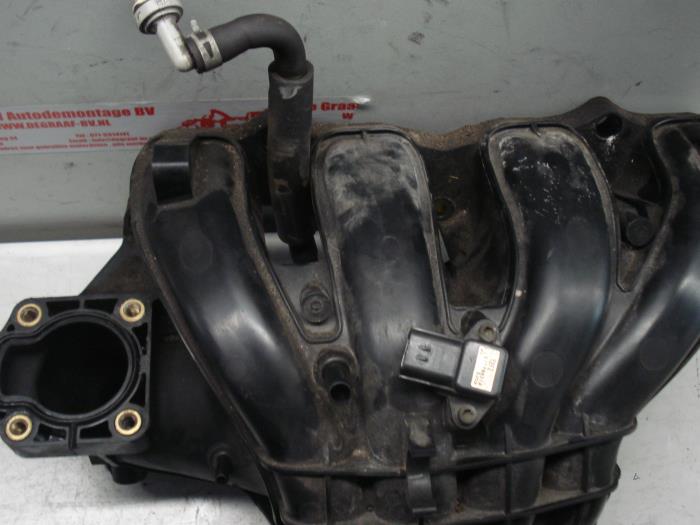 Gebruikte Spruitstuk Inlaat Suzuki Swift Prijs op aanvraag aangeboden door de Graaf autodemontage B.V.