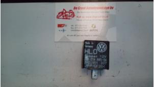 Gebruikte Relais Volkswagen Transporter T4 1.9 TD Prijs € 10,00 Margeregeling aangeboden door de Graaf autodemontage B.V.