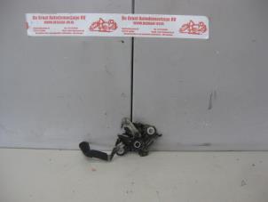 Gebruikte Slotmechaniek Motorkap Citroen C2 (JM) 1.6 16V VTR Prijs € 20,00 Margeregeling aangeboden door de Graaf autodemontage B.V.