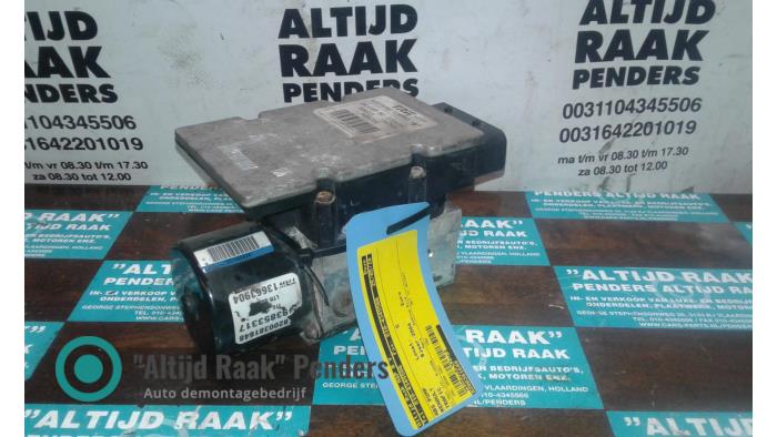 Gebruikte ABS Pomp Renault Trafic New (JL) Prijs € 1.453,21 Inclusief btw aangeboden door "Altijd Raak" Penders