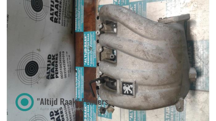Gebruikte Inlaatspruitstuk Peugeot 306 Prijs op aanvraag aangeboden door "Altijd Raak" Penders