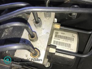 Gebruikte ABS Pomp Jeep Grand Cherokee (WH/WK) 3.0 CRD V6 24V Prijs op aanvraag aangeboden door "Altijd Raak" Penders