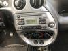 Radio van een Ford KA 2002