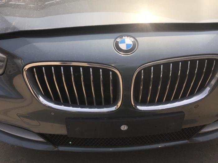 Grille Houder van een BMW 5 serie Gran Turismo (F07)  2013