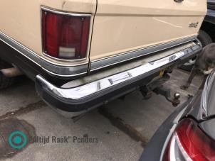 Gebruikte Bumper achter Chevrolet Suburban 7.4 Prijs op aanvraag aangeboden door "Altijd Raak" Penders