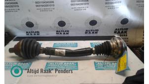 Gebruikte Cardanas rechts-voor (VWA) Audi S3 Sportback (8VA/8VF) 2.0 T FSI 16V Prijs op aanvraag aangeboden door "Altijd Raak" Penders