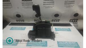 Gebruikte Versnellingspook Landrover Range Rover Sport (LS) 2.7 TDV6 24V Prijs op aanvraag aangeboden door "Altijd Raak" Penders