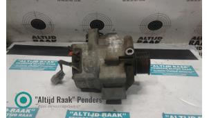 Gebruikte Alternator Toyota Avensis (T25/B1B) 2.4 16V VVT-i D4 Prijs op aanvraag aangeboden door "Altijd Raak" Penders