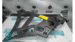 Gebruikte Bumperframe achter Renault Megane III Grandtour (KZ) 1.5 dCi 110 Prijs op aanvraag aangeboden door "Altijd Raak" Penders