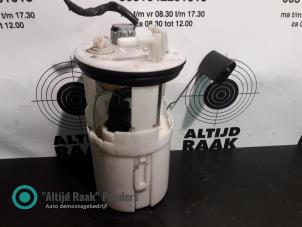 Gebruikte Tank element Pomp Hyundai Santa Fe II (CM) 2.2 CRDi 16V 4x4 Prijs op aanvraag aangeboden door "Altijd Raak" Penders