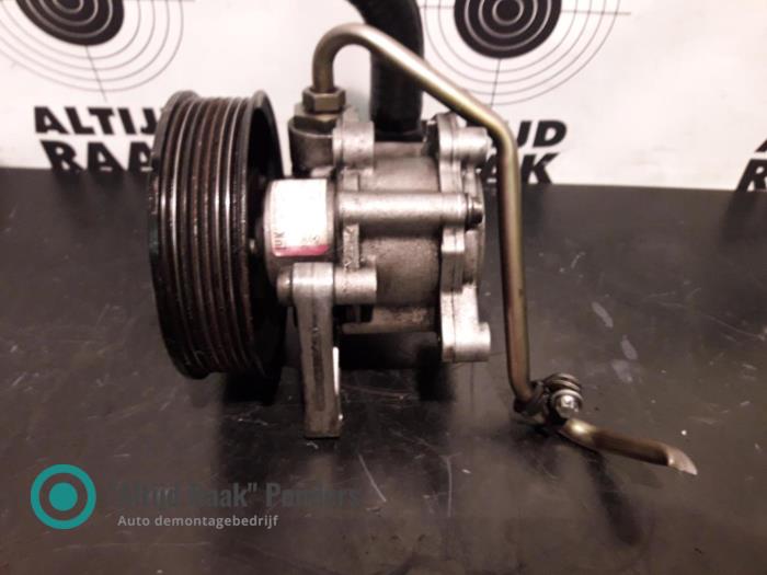 Gebruikte Pomp Servo Mercedes S (W220) 4.0 S-400 CDI V8 32V Prijs op aanvraag aangeboden door "Altijd Raak" Penders