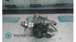 Gebruikte Brandstofpomp Mechanisch Ford Transit 2.4 TDCi 16V Prijs op aanvraag aangeboden door "Altijd Raak" Penders