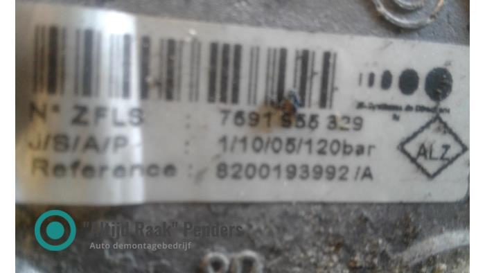 Stuurpomp van een Renault Master 2008
