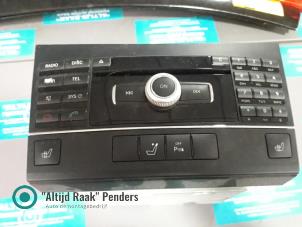 Gebruikte Radio module Mercedes E-Klasse Prijs op aanvraag aangeboden door "Altijd Raak" Penders