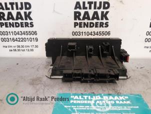 Gebruikte Zekeringkast Mercedes SL Prijs op aanvraag aangeboden door "Altijd Raak" Penders