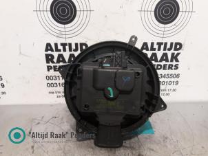 Gebruikte Kachel Ventilatiemotor Mercedes ML-Klasse Prijs op aanvraag aangeboden door "Altijd Raak" Penders