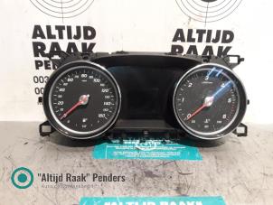 Gebruikte Cockpit Mercedes E-Klasse Prijs op aanvraag aangeboden door "Altijd Raak" Penders