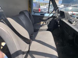 Gebruikte Voorstoel rechts Ford Transit/FT 1.6 Prijs op aanvraag aangeboden door "Altijd Raak" Penders