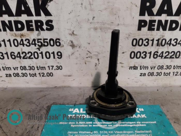 Gebruikte Oliepeil sensor BMW 1-Serie Prijs op aanvraag aangeboden door "Altijd Raak" Penders
