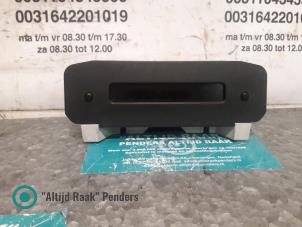 Gebruikte Display Interieur Peugeot 206 (2A/C/H/J/S) 1.4 XR,XS,XT,Gentry Prijs op aanvraag aangeboden door "Altijd Raak" Penders