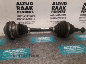 Gebruikte Steekas links-voor Volkswagen Golf V (1K1) 2.0 GTI 16V FSI Turbo Prijs op aanvraag aangeboden door "Altijd Raak" Penders