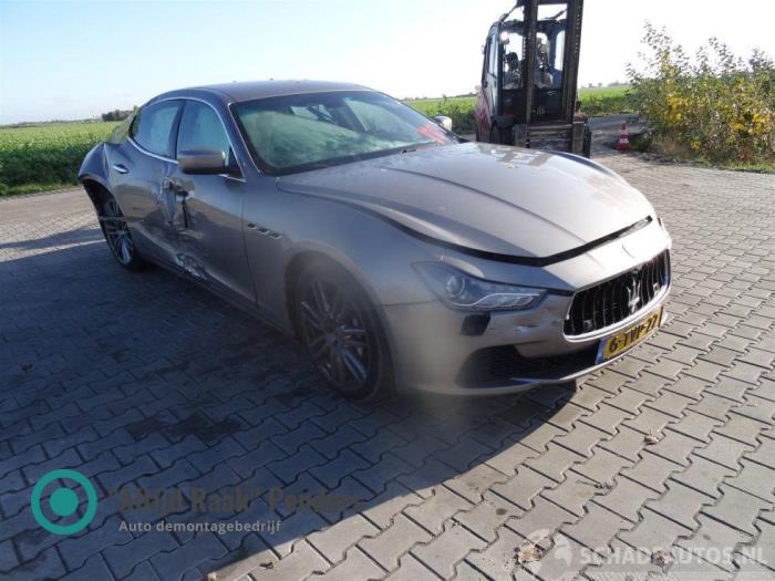 Gebruikte Motor Maserati Ghibli III 3.0 Diesel Prijs op aanvraag aangeboden door "Altijd Raak" Penders