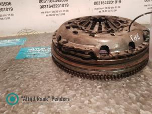 Gebruikte Dubbele massa vliegwiel Audi A4 (B7) 2.0 TFSI e 20V Prijs op aanvraag aangeboden door "Altijd Raak" Penders