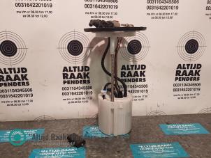 Gebruikte Benzinepomp Dodge 1500 Crew Cab (DS) 5.7 Hemi V8 4x4 Prijs op aanvraag aangeboden door "Altijd Raak" Penders