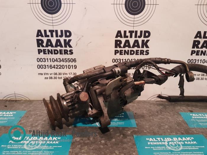 Gebruikte Dynamo Toyota Hilux II 2.4 D 4x4 Prijs op aanvraag aangeboden door "Altijd Raak" Penders