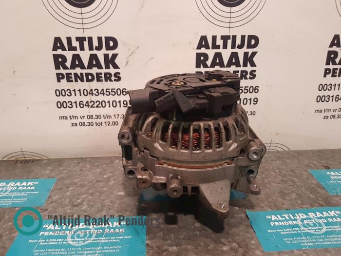 Gebruikte Dynamo Mercedes E (W210) 2.2 E-200 CDI 16V Prijs op aanvraag aangeboden door "Altijd Raak" Penders