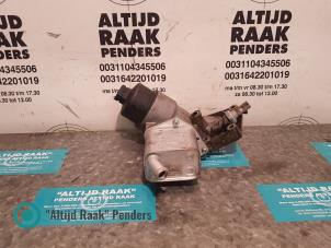 Gebruikte Oliefilterhuis Mercedes B (W245) 2.0 B-200 16V Turbo Prijs op aanvraag aangeboden door "Altijd Raak" Penders