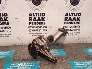 Gebruikte Oliepomp Mercedes E (W210) 3.2 E-320 24V Prijs op aanvraag aangeboden door "Altijd Raak" Penders